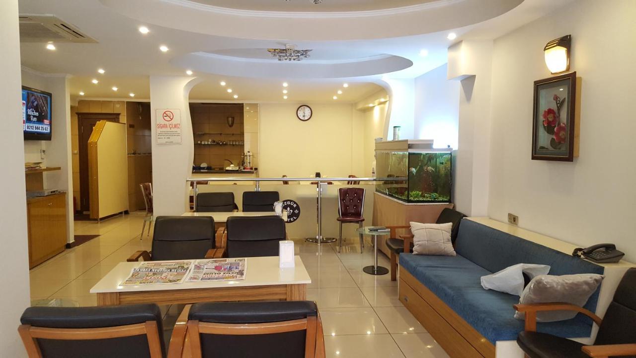 Oezguer Hotel Trabzon Bagian luar foto