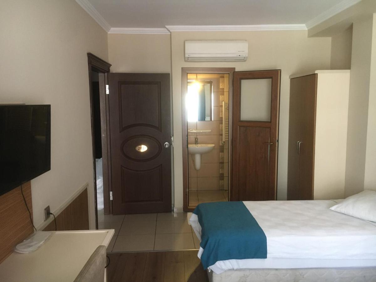 Oezguer Hotel Trabzon Bagian luar foto