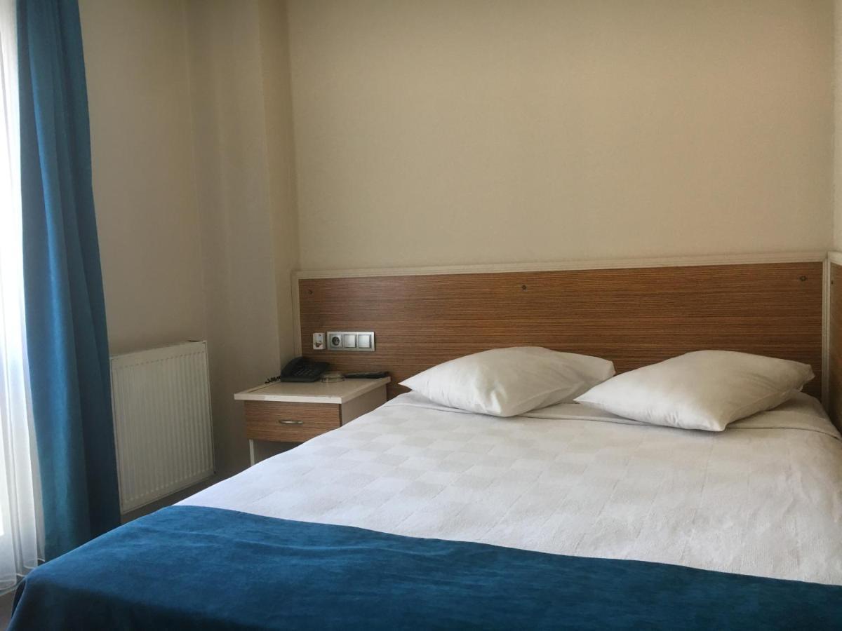 Oezguer Hotel Trabzon Bagian luar foto